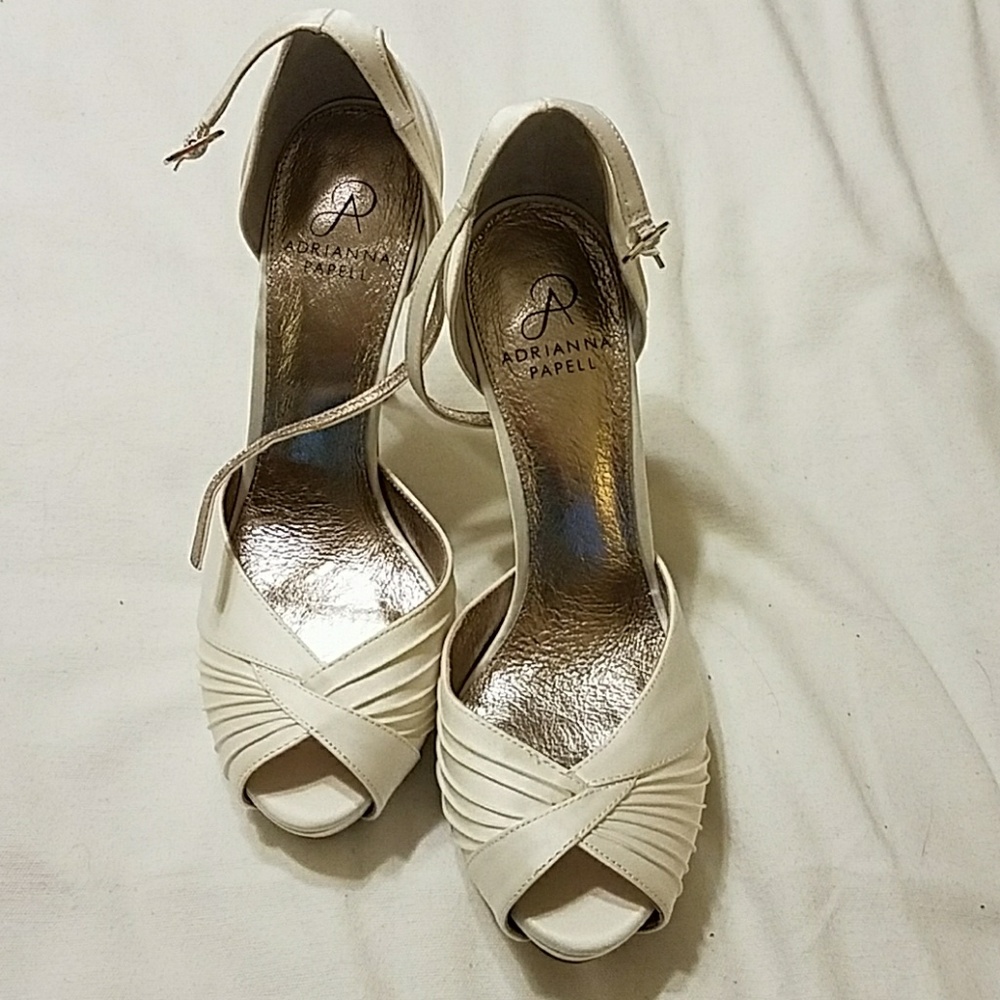 Adrianna Papell Cream Heels